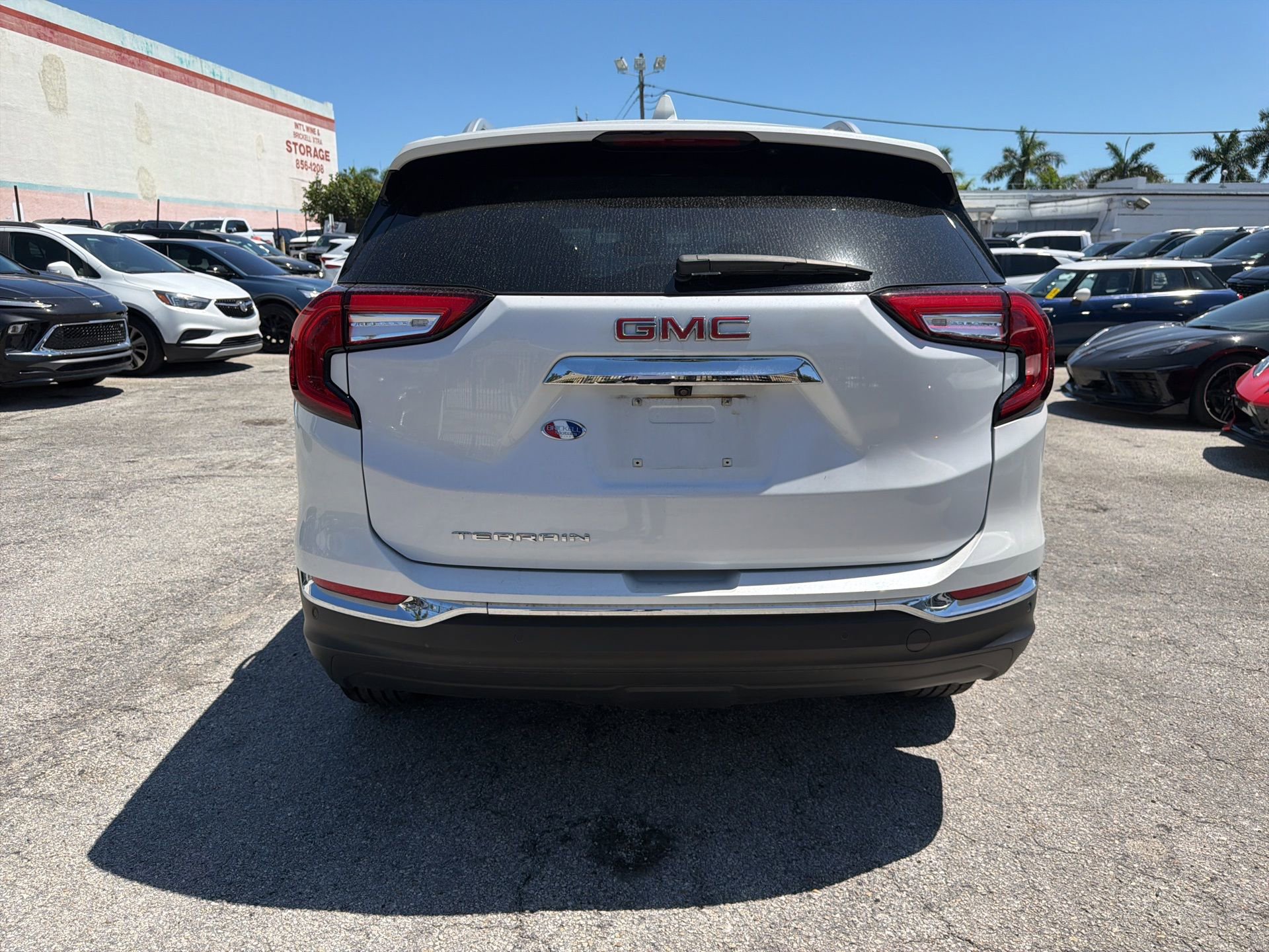 Used 2023 GMC Terrain SLT w/ LPO, Floor Liner Package FWD image 5