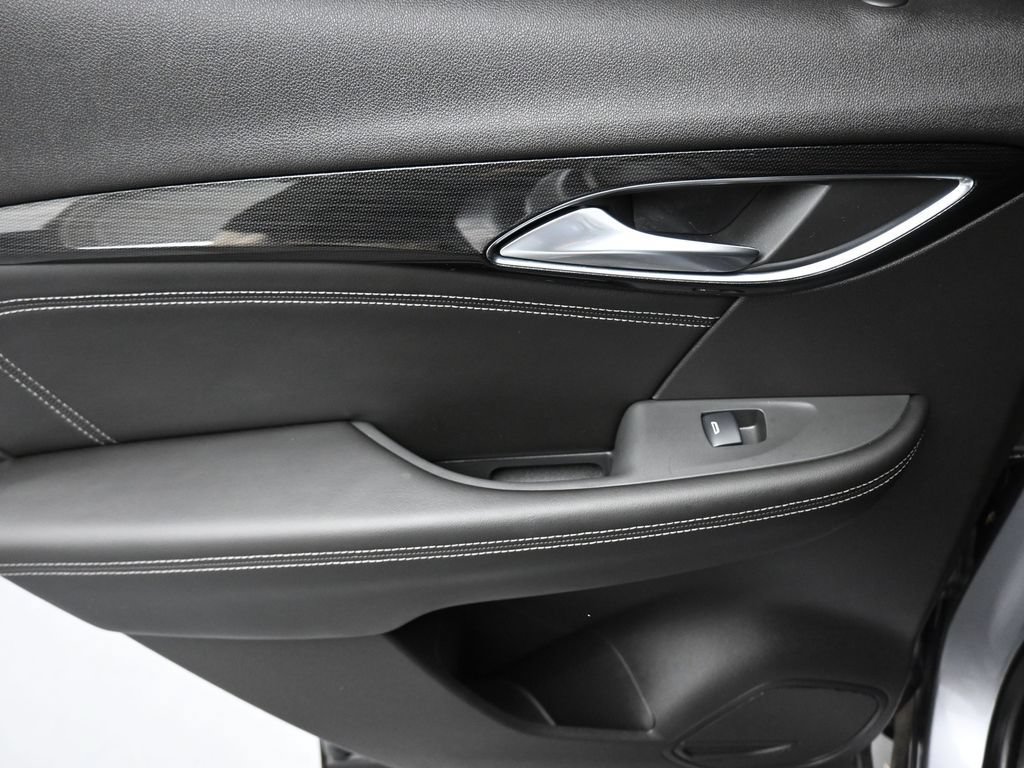Used 2021 Buick Envision Essence AWD/4WD image 30