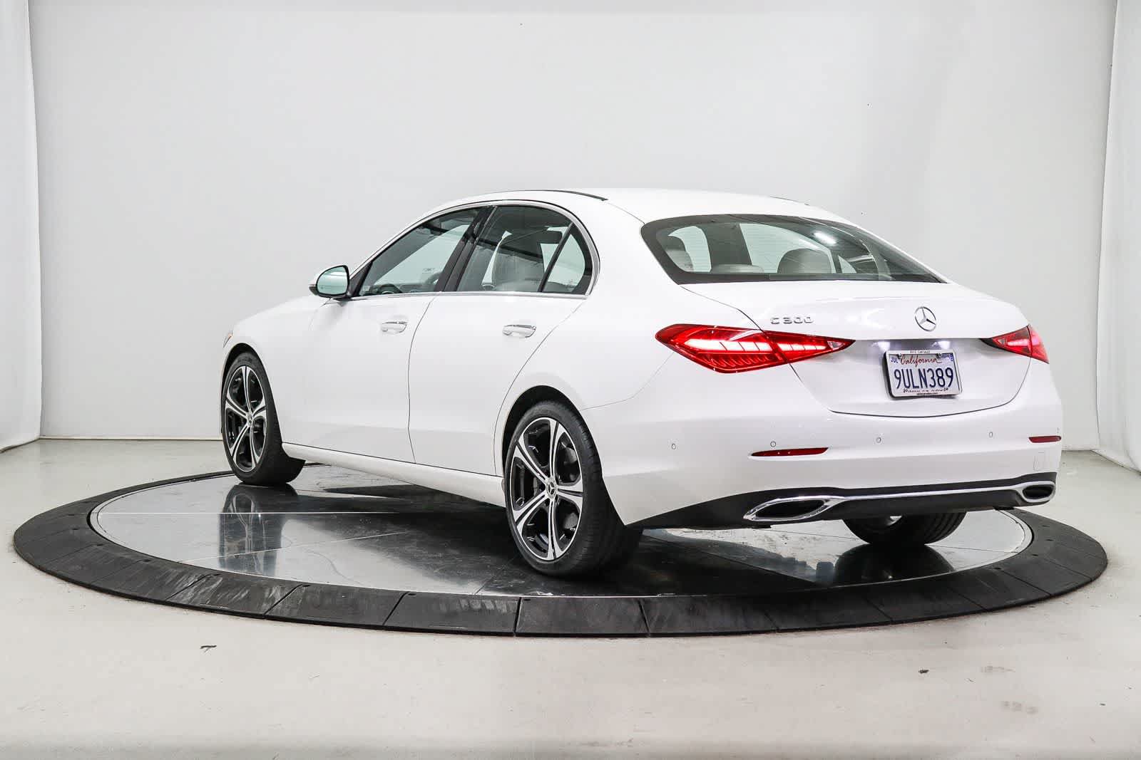 Used 2025 Mercedes-Benz C 300 Sedan image 2