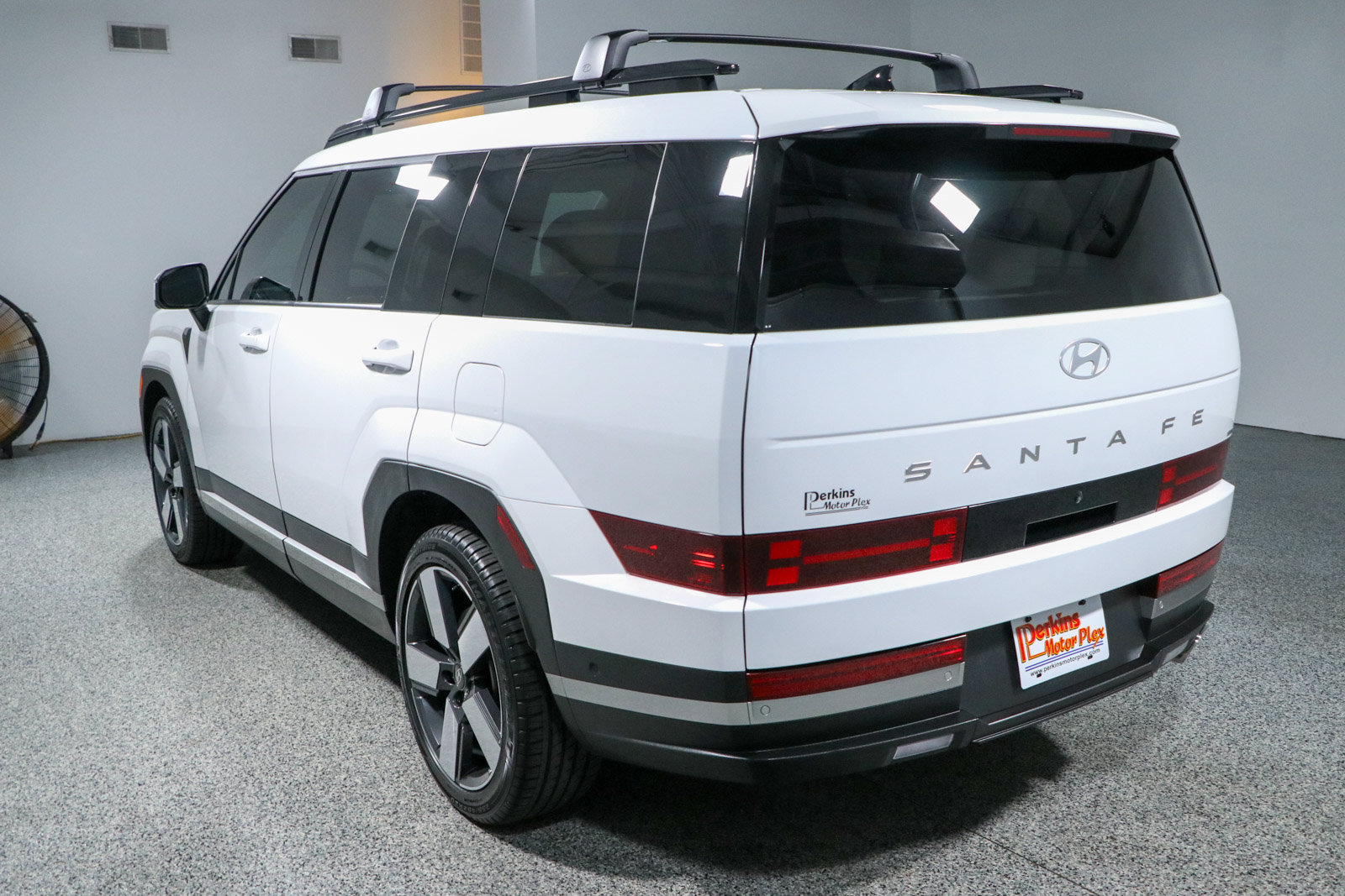 Used 2024 Hyundai Santa Fe Limited AWD/4WD image 9