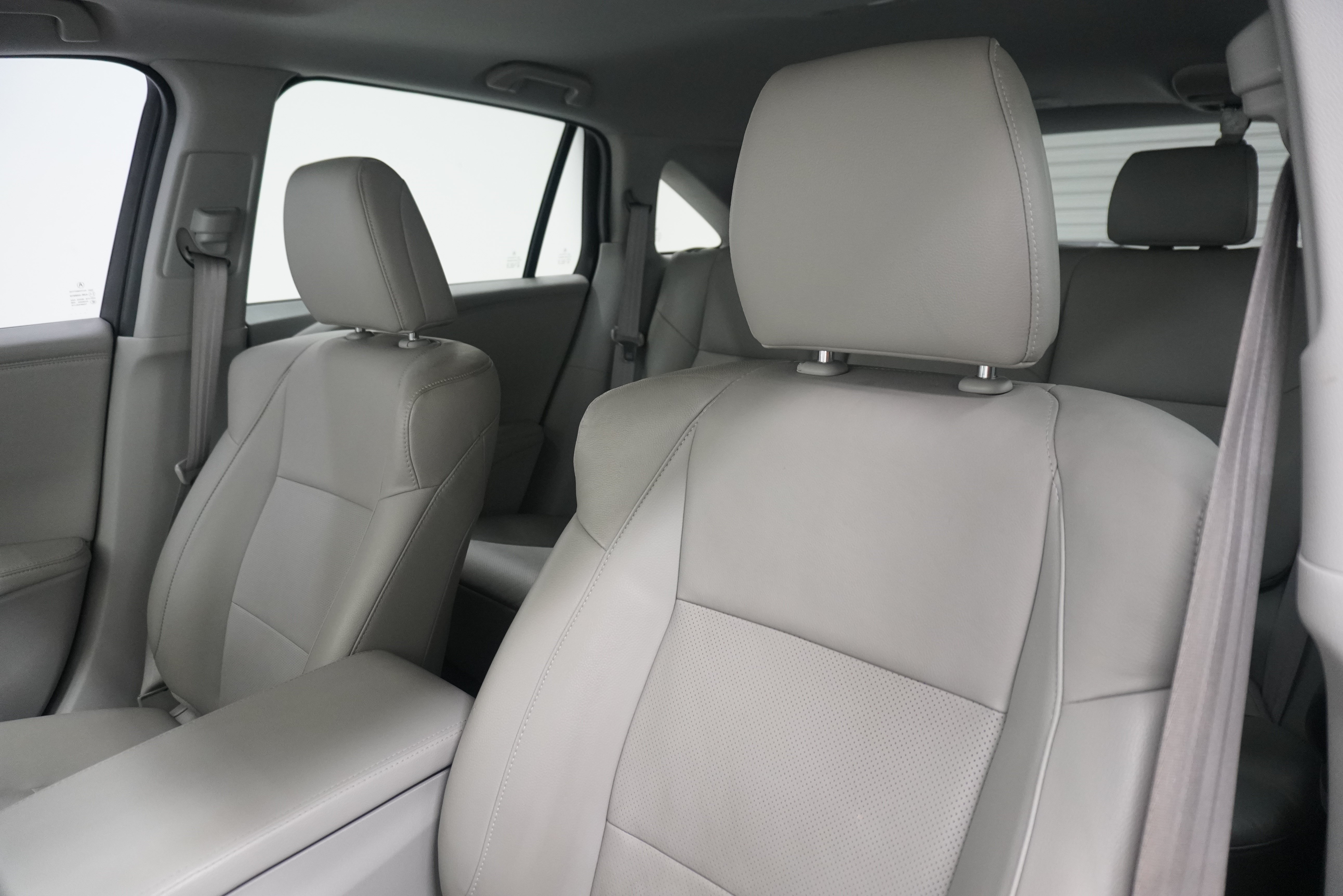 Used 2018 Acura RDX w/ Advance Package FWD image 11