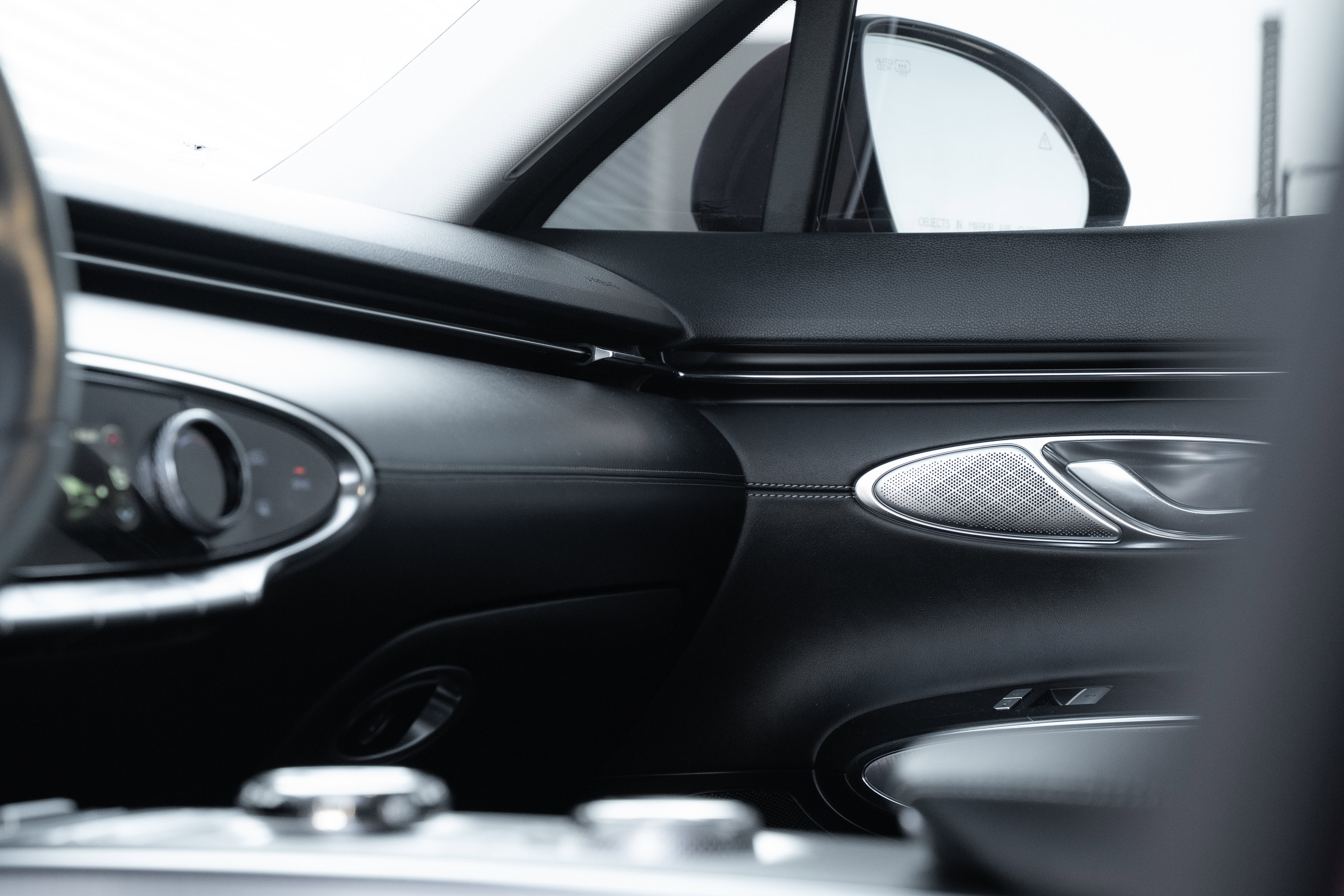 Used 2022 Genesis GV70 2.5T w/ Select Package image 16