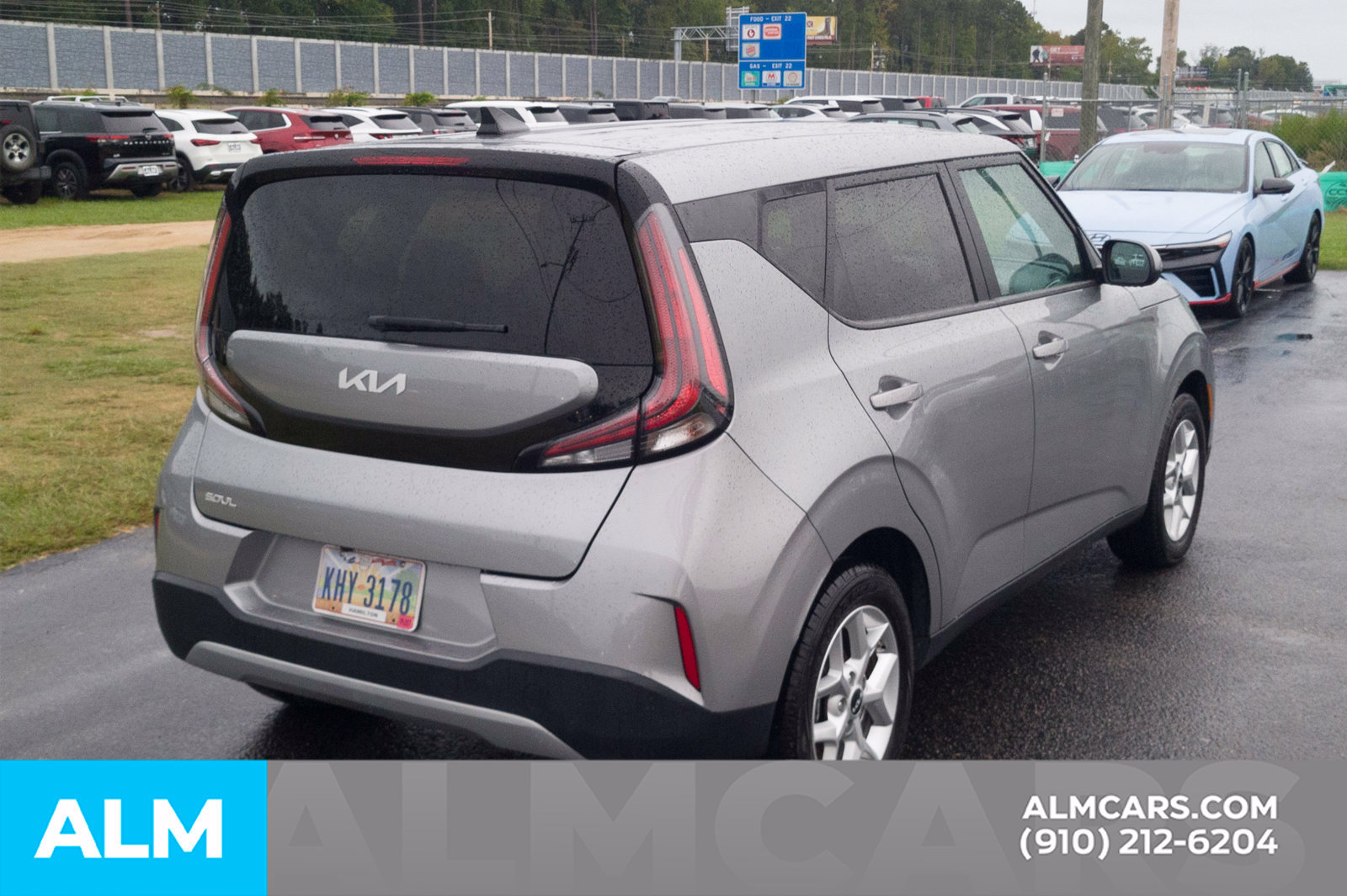 Used 2024 Kia Soul LX w/ Option Group 015 FWD image 5