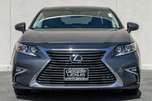 Used 2017 Lexus ES 350 w/ Luxury Package image 2