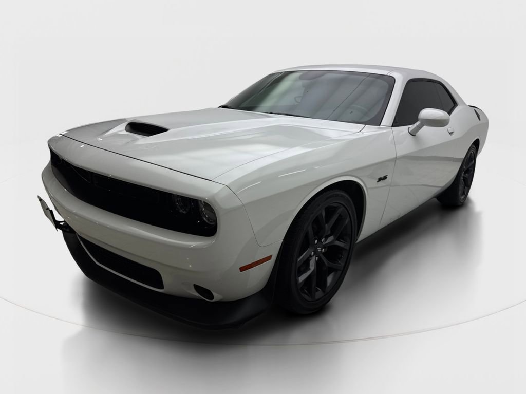 Used 2023 Dodge Challenger R/T w/ Blacktop Package RWD image 2