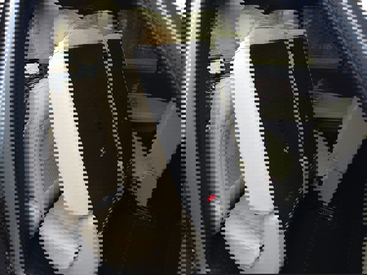 Used 2024 Mercedes-Benz GLE 350 4MATIC SUV image 17