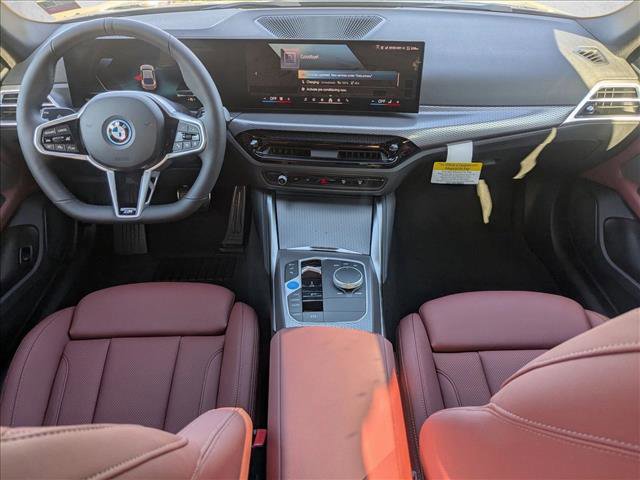 Used 2025 BMW i4 eDrive40 image 15