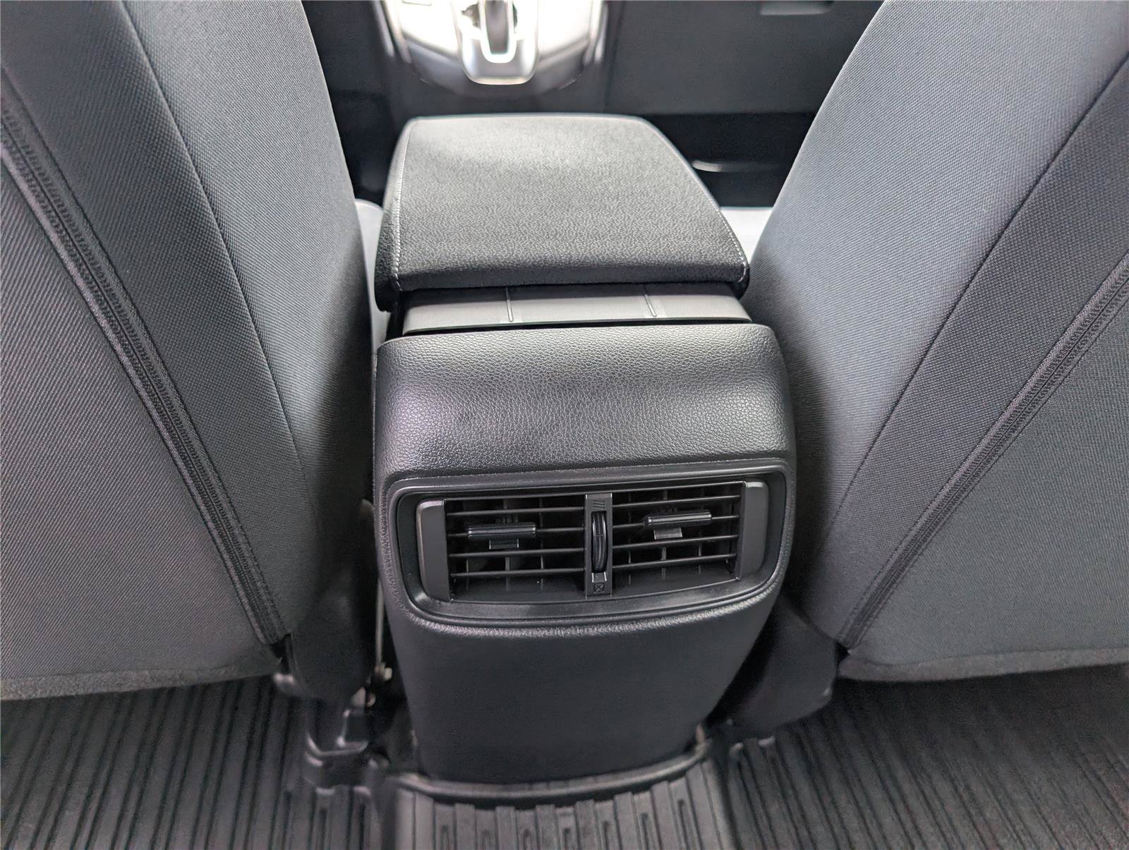 Used 2019 Honda CR-V LX image 18