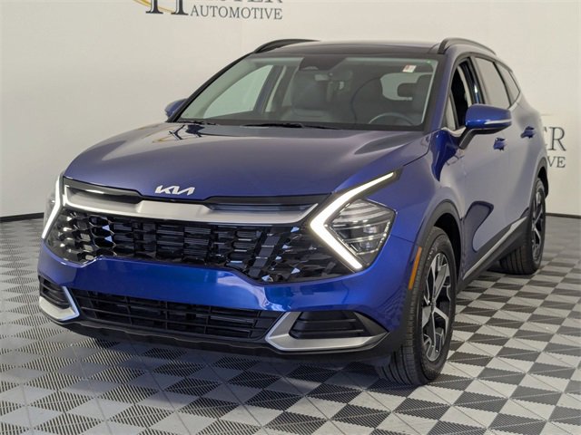 Used 2025 Kia Sportage EX w/ Premium Package image 4