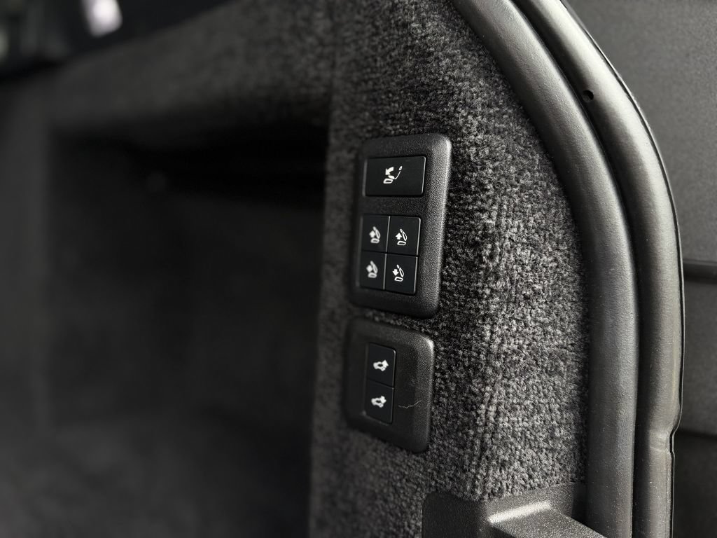 Used 2018 Land Rover Range Rover SV Autobiography Dynamic AWD/4WD image 30