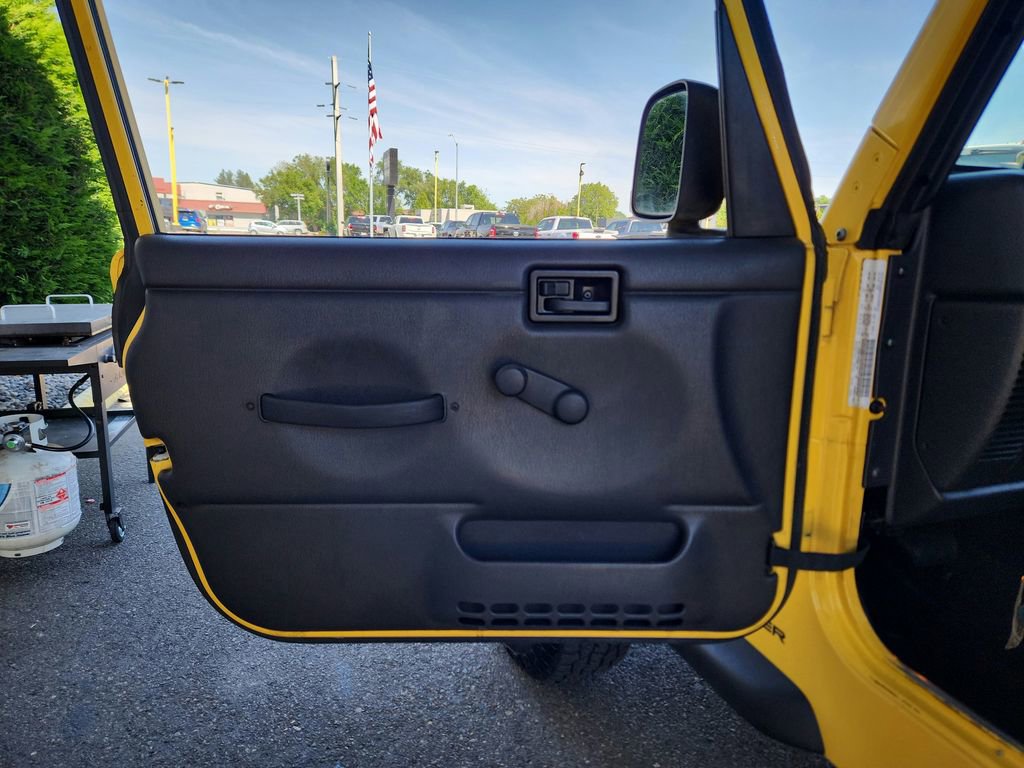 Used 2004 Jeep Wrangler X w/ Wheel Plus Group AWD/4WD image 11