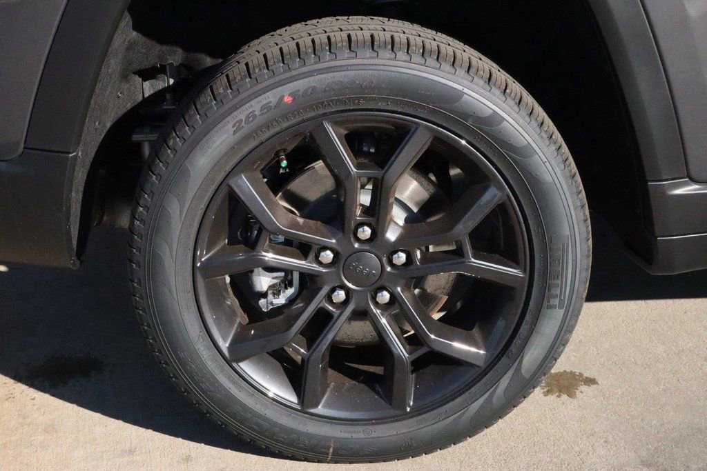 New 2025 Jeep Grand Cherokee L Limited AWD/4WD image 22