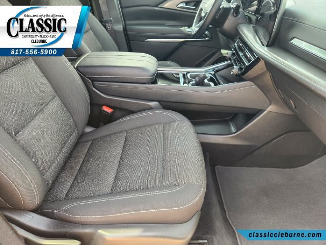 Used 2024 Chevrolet Traverse LT w/ LPO, Floor Liner Package FWD image 15