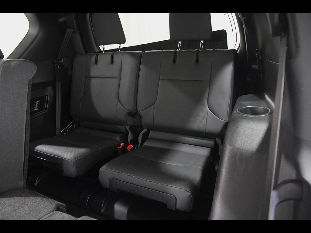 Used 2022 Lexus GX 460 Premium w/ Premium Package AWD/4WD image 21