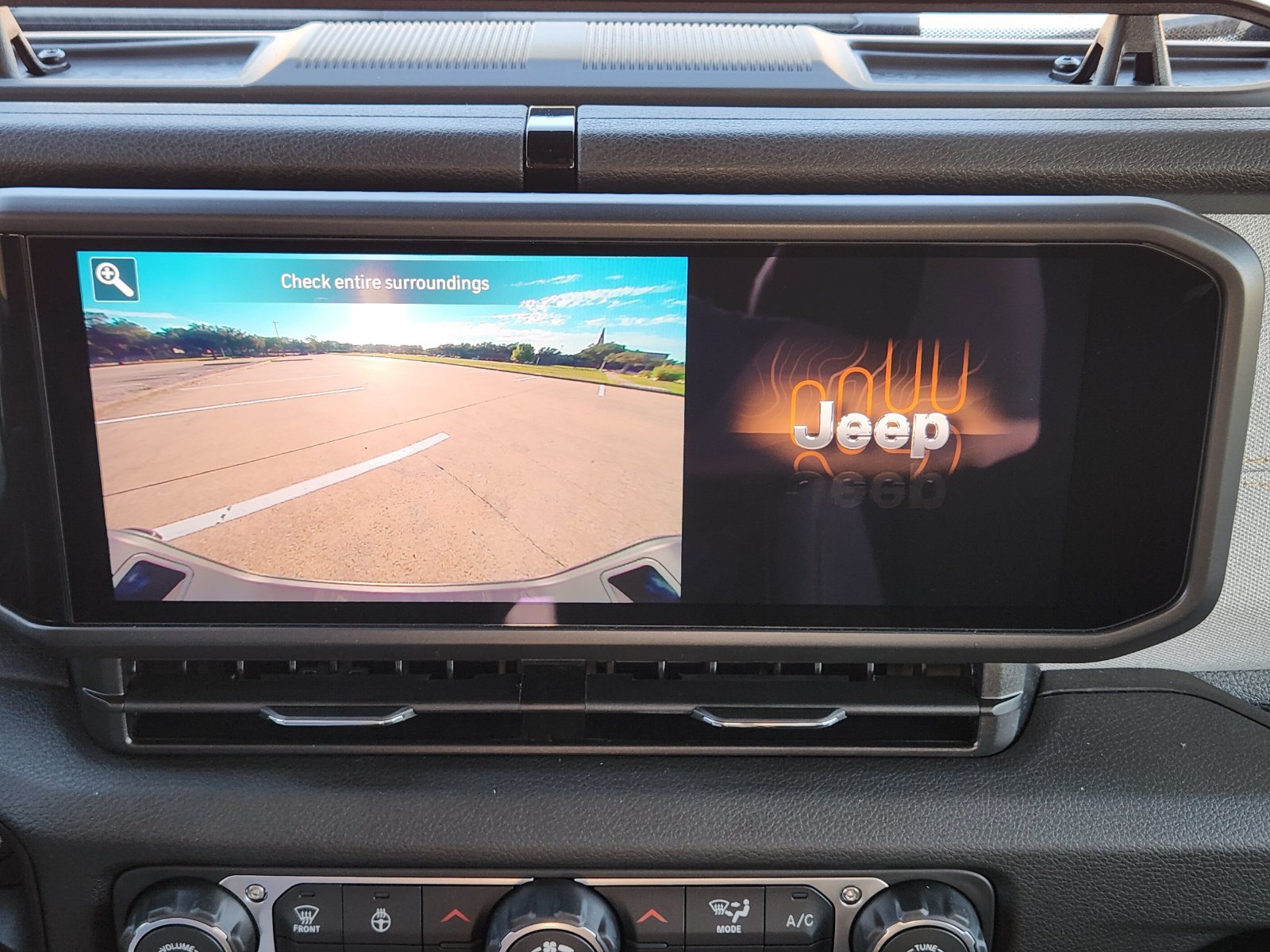 New 2026 Jeep Gladiator Sport AWD/4WD image 24