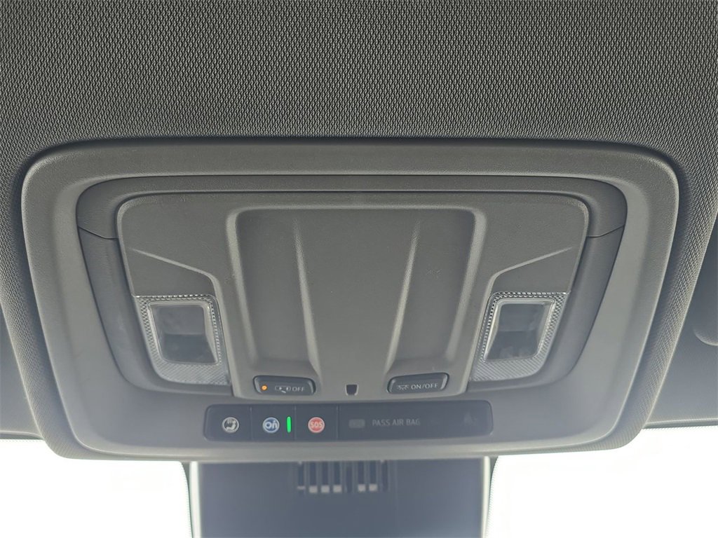 Certified 2023 Chevrolet Silverado 1500 Custom image 36