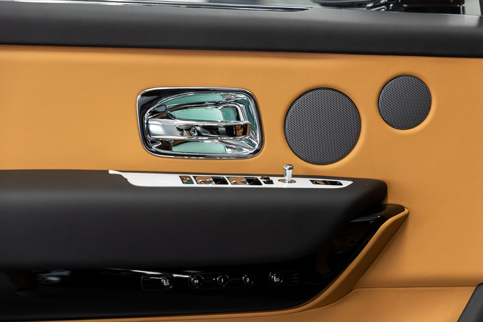 New 2027 Rolls-Royce Cullinan AWD/4WD image 31
