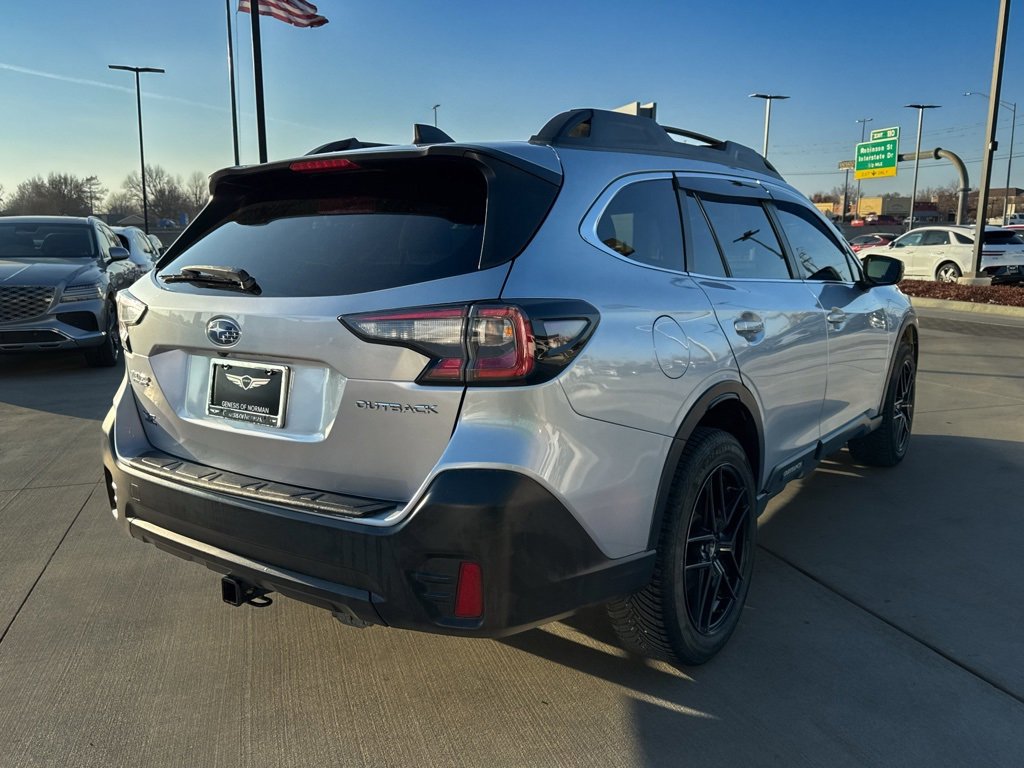 Used 2022 Subaru Outback Premium image 19