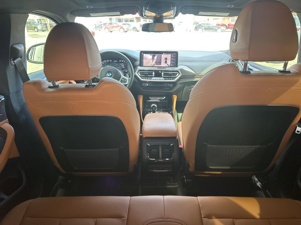Used 2024 BMW X4 M40i w/ Premium Package image 31