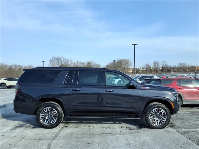 New 2026 Chevrolet Suburban Z71 w/ Comfort Package image 2