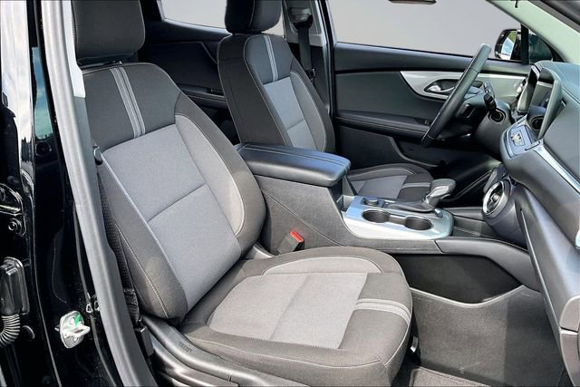 Used 2025 Chevrolet Blazer LT image 27