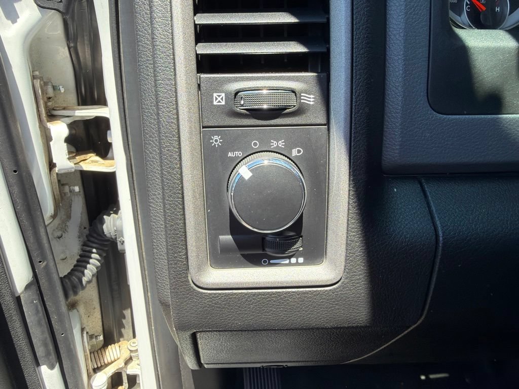 Used 2018 RAM 3500 Tradesman w/ Power & Remote Entry Group AWD/4WD image 11