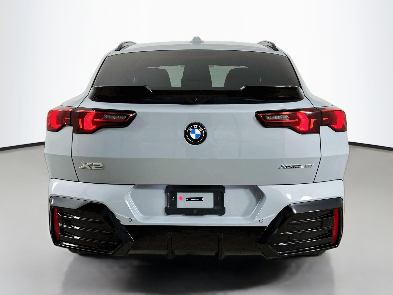 New 2026 BMW X2 xDrive28i w/ Technology Package AWD/4WD image 6