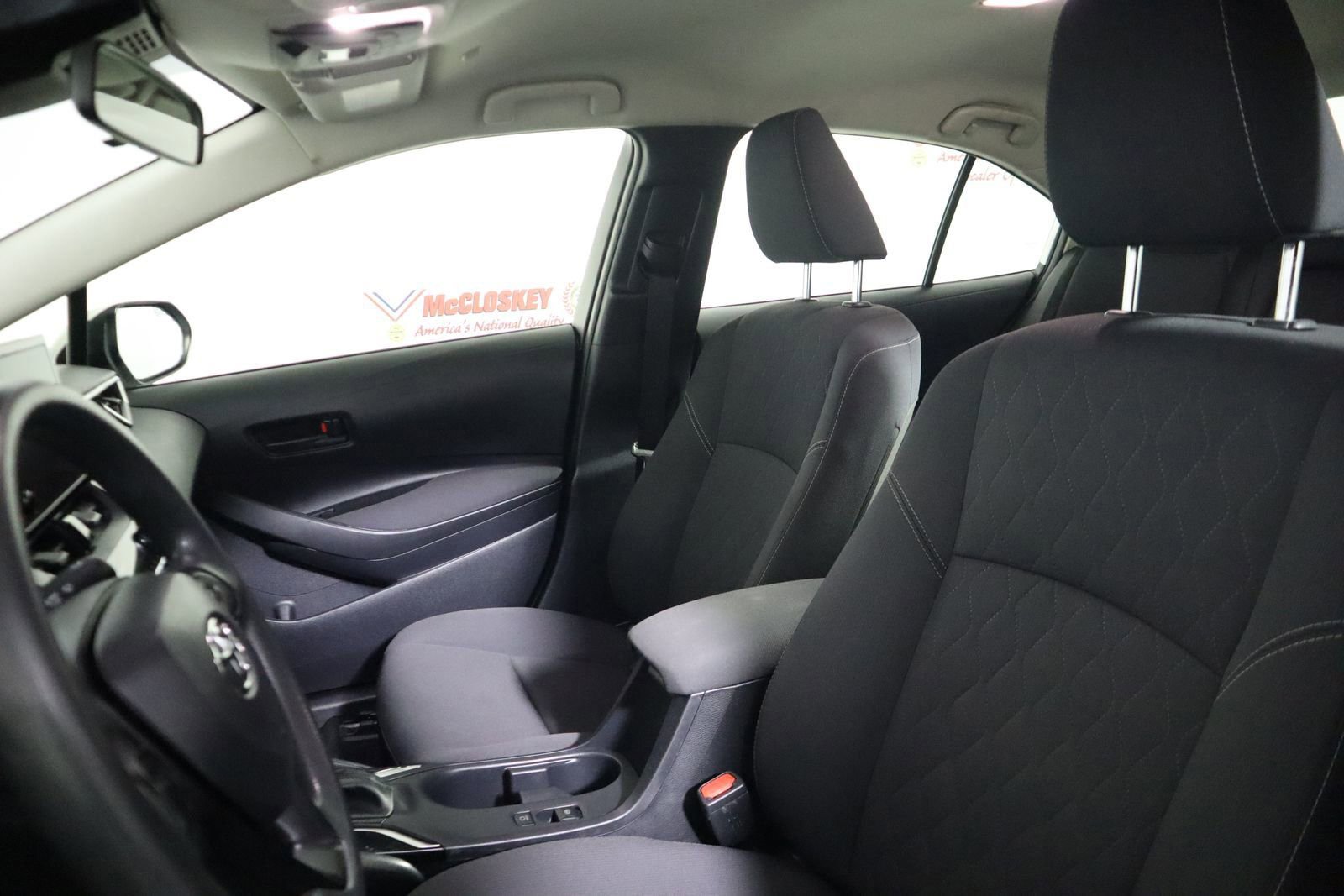 Used 2023 Toyota Corolla LE image 30