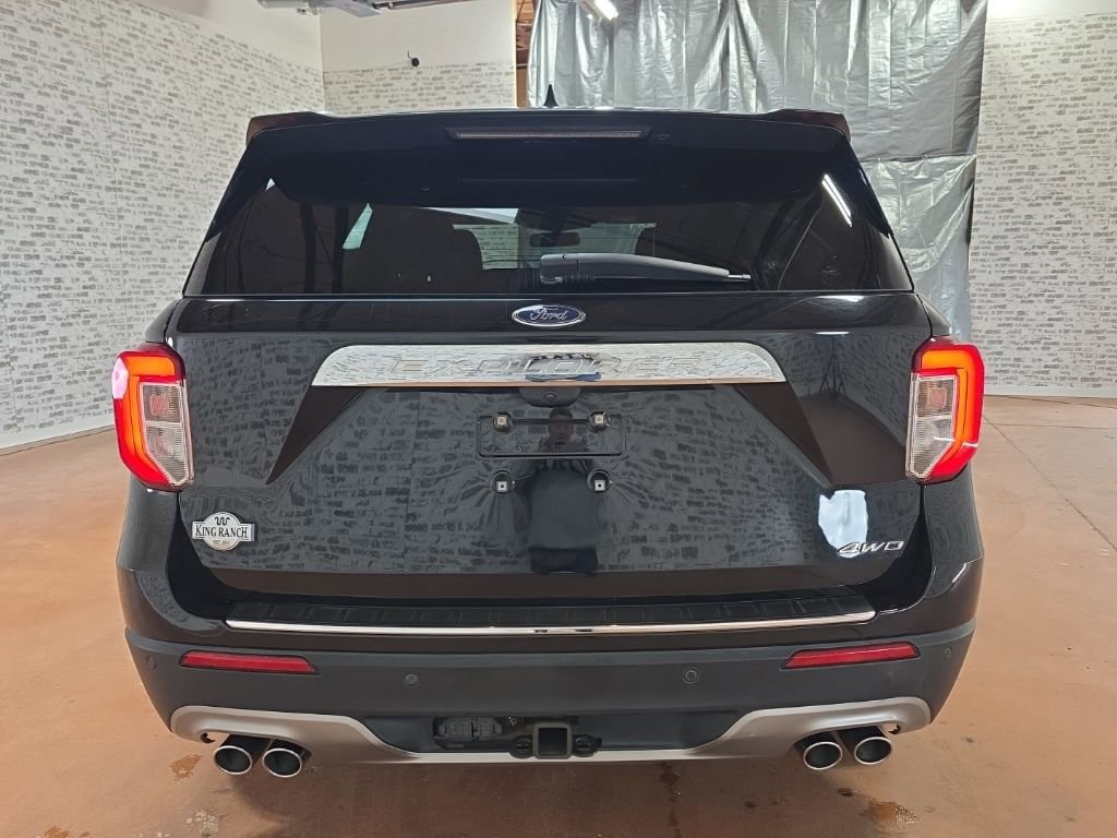 Used 2022 Ford Explorer King Ranch w/ Premium Technology Package image 5