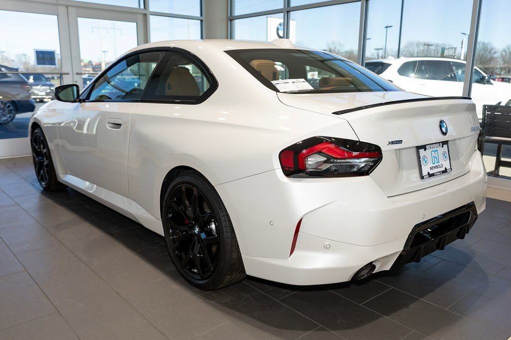 Used 2026 BMW 230i xDrive Coupe w/ Premium Package AWD/4WD image 4