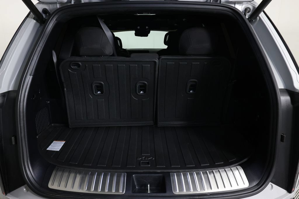 Used 2027 Kia Telluride SX Prestige X-Pro AWD/4WD image 13