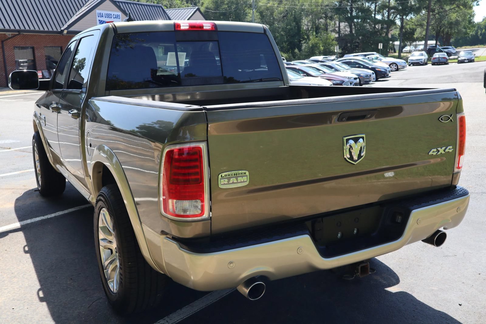 Used 2015 RAM 1500 Laramie Longhorn w/ Convenience Group AWD/4WD image 4