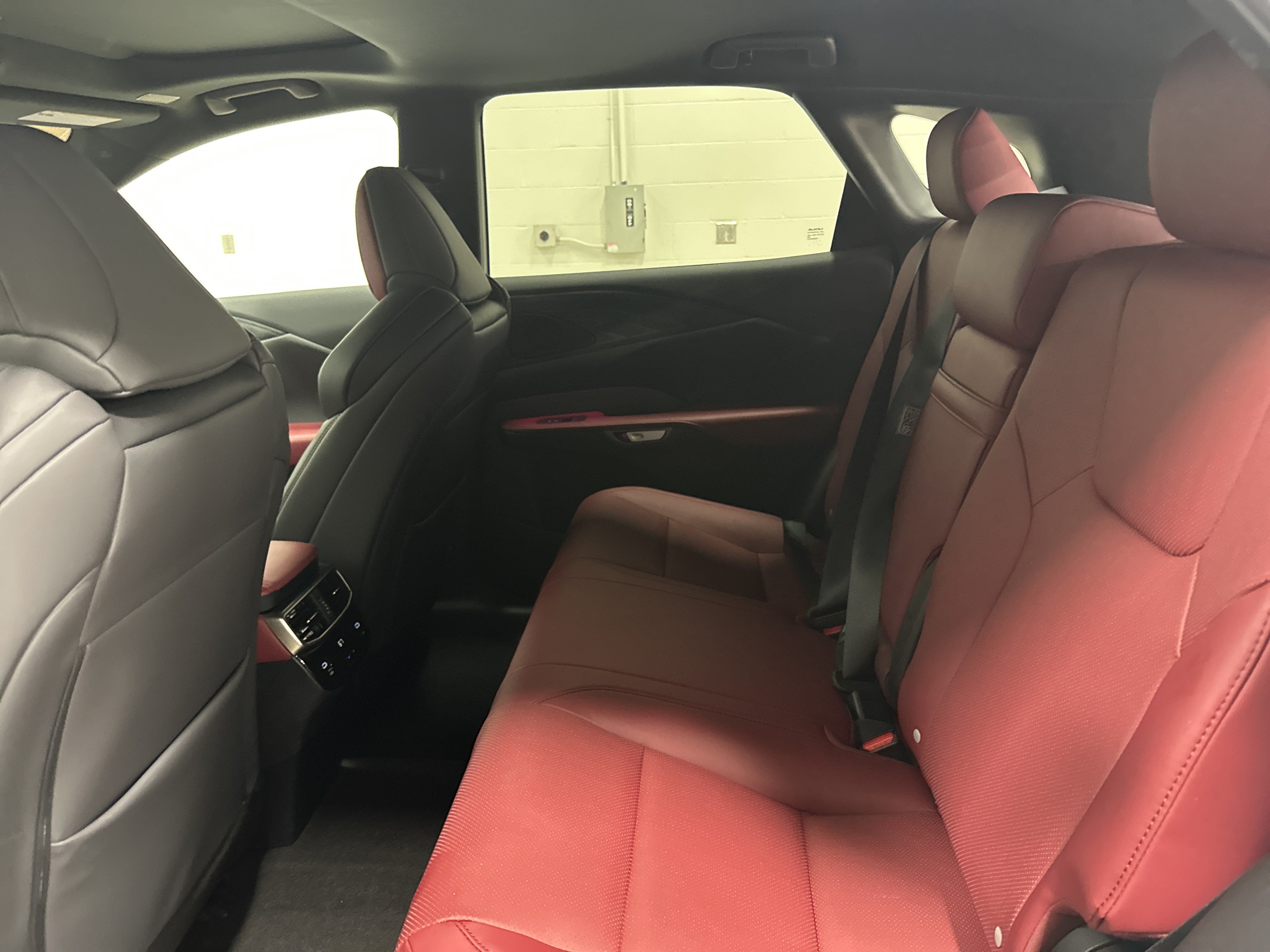 Used 2023 Lexus RX 350 F Sport w/ Accessory Package AWD/4WD image 28