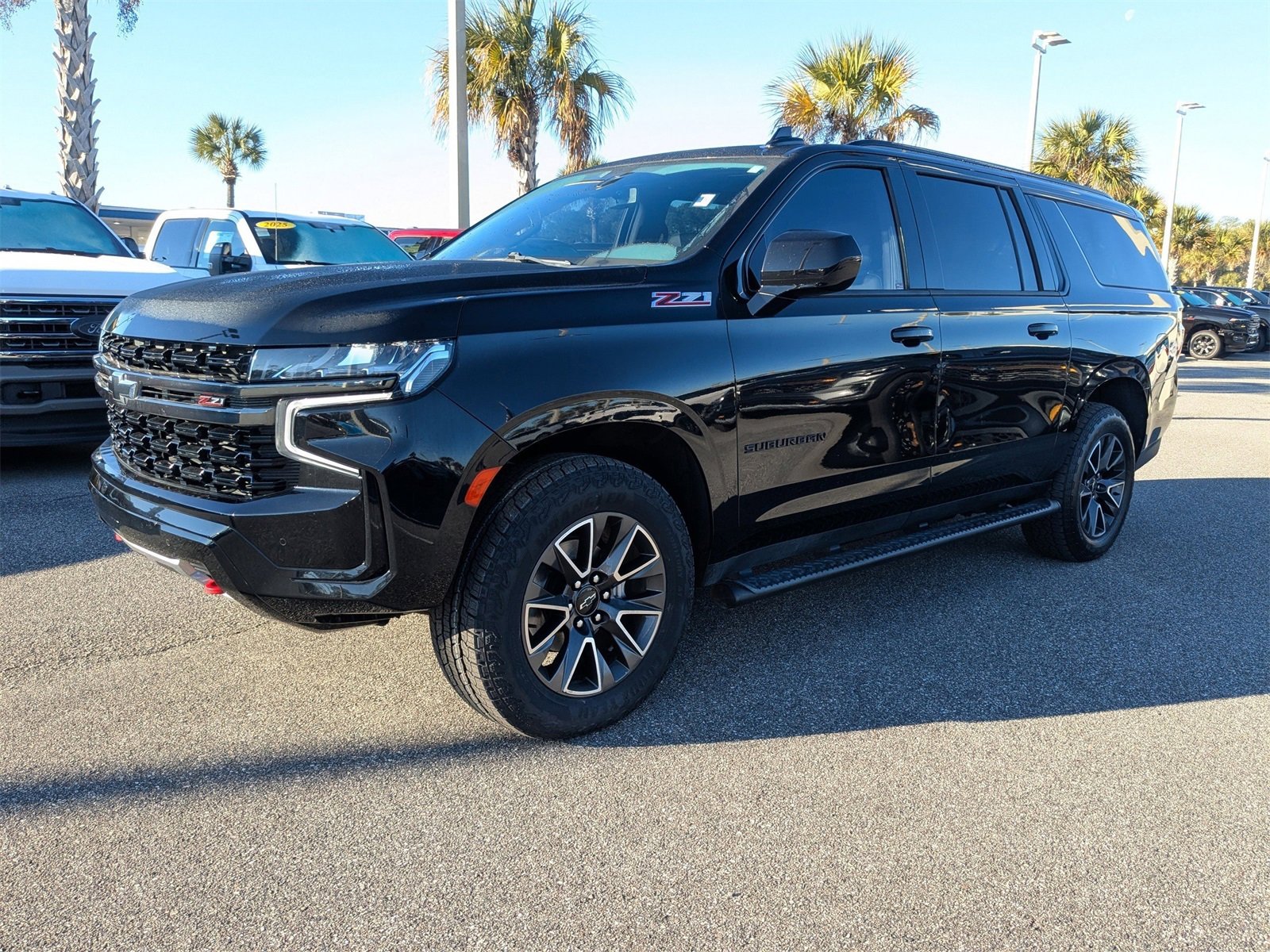 Used 2022 Chevrolet Suburban Z71 image 8