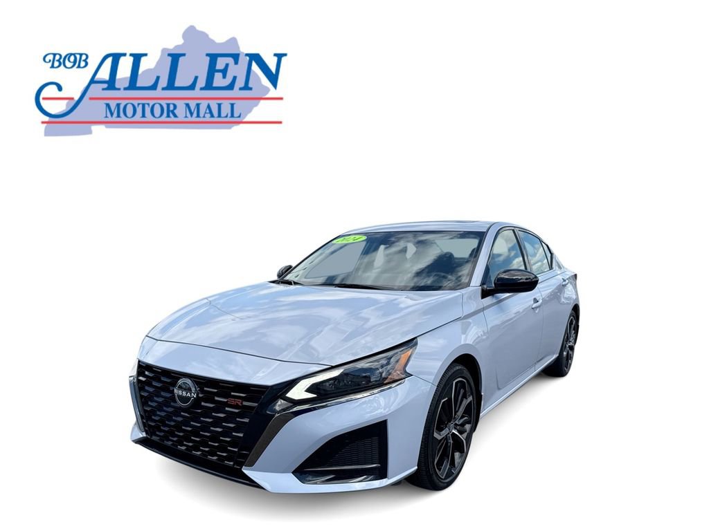 Used 2024 Nissan Altima 2.5 SR w/ SR Premium Package FWD image 1