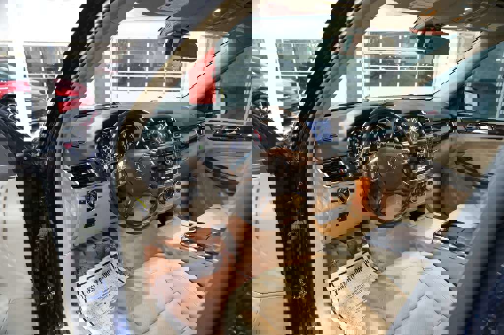 Used 2013 Mercedes-Benz ML 350 4MATIC image 16