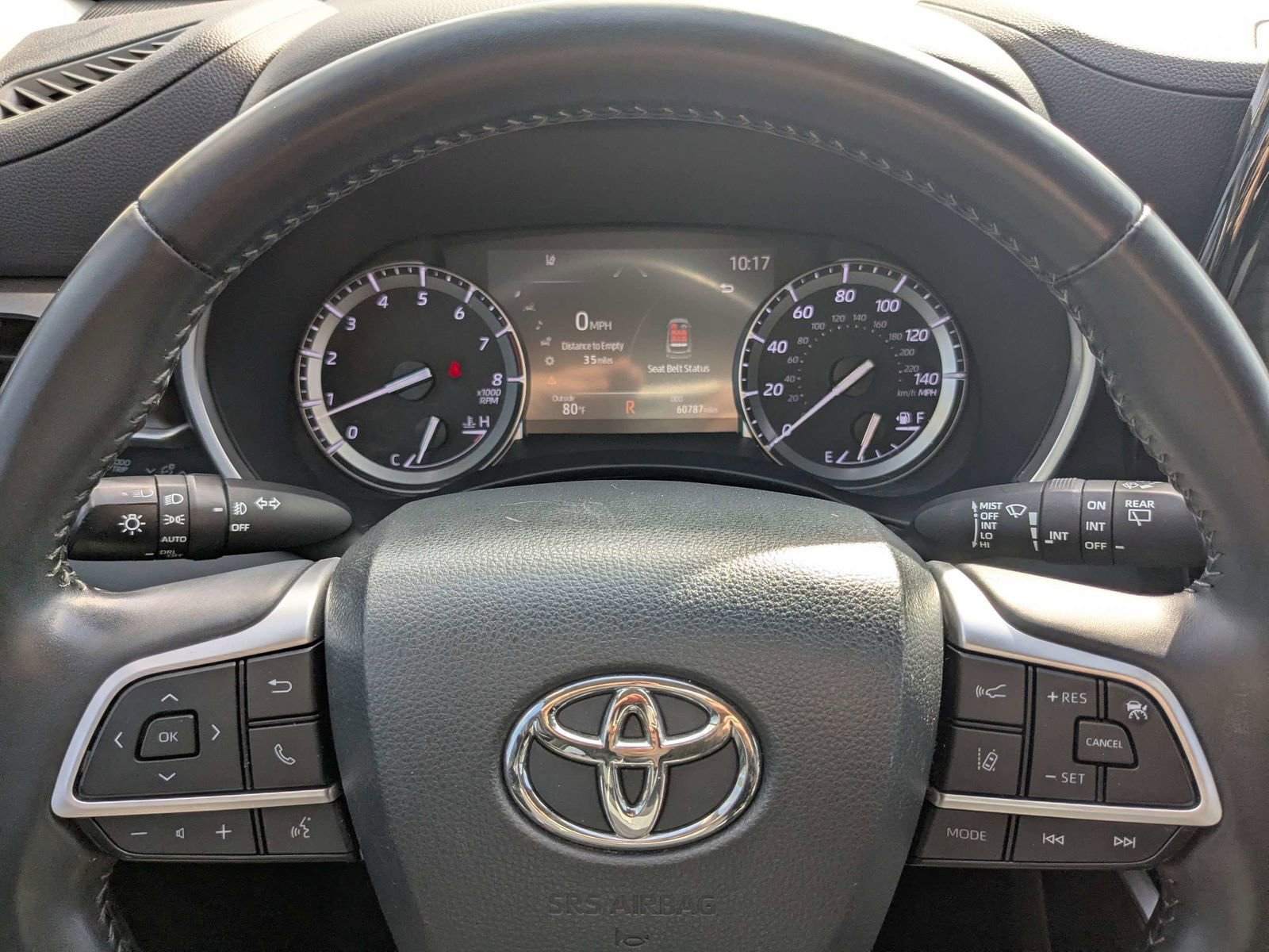 Used 2022 Toyota Highlander XLE image 30