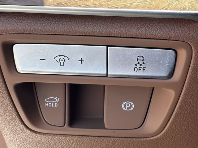 Used 2023 Genesis Electrified G80 AWD/4WD image 32