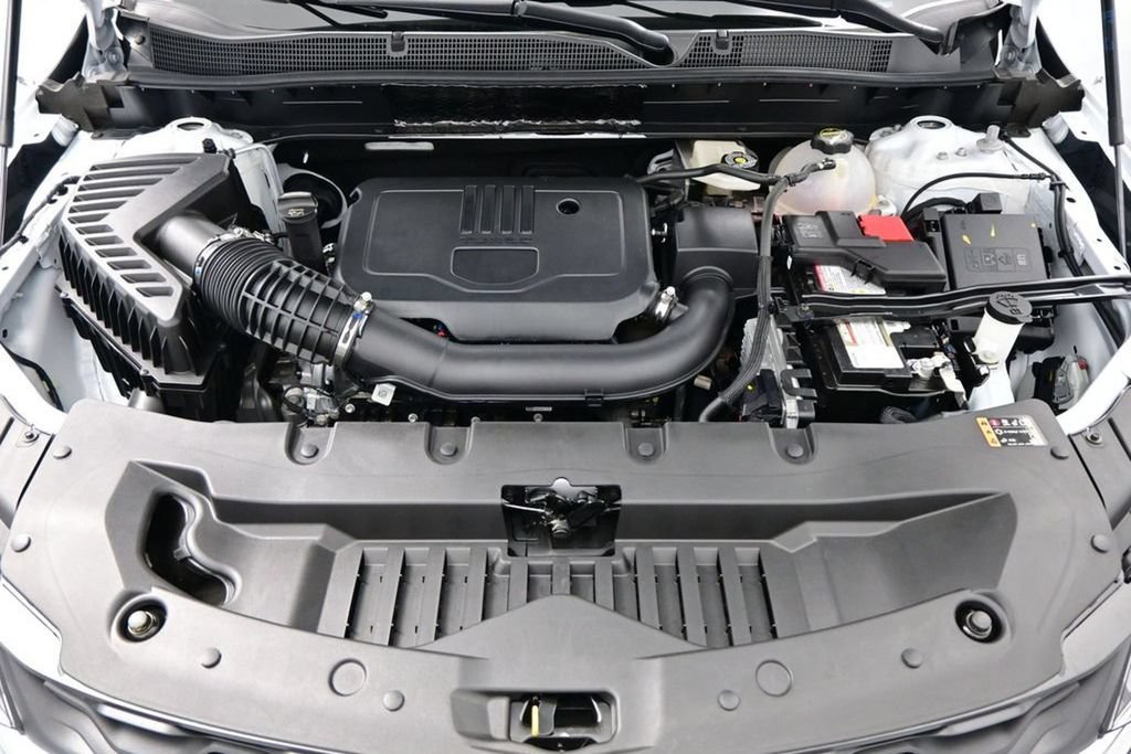 New 2025 Chevrolet Blazer LT w/ Convenience Package FWD image 42