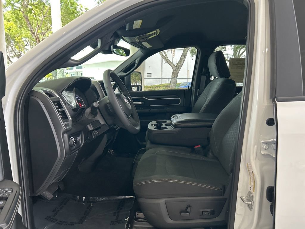 Used 2025 RAM 2500 Big Horn AWD/4WD image 6