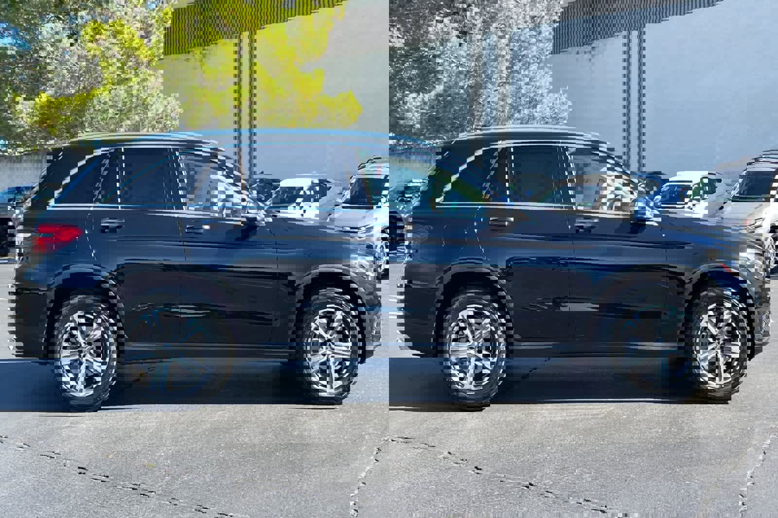 Used 2019 Mercedes-Benz GLC 300 4MATIC image 6