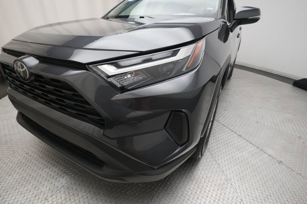 Used 2025 Toyota RAV4 XLE image 22