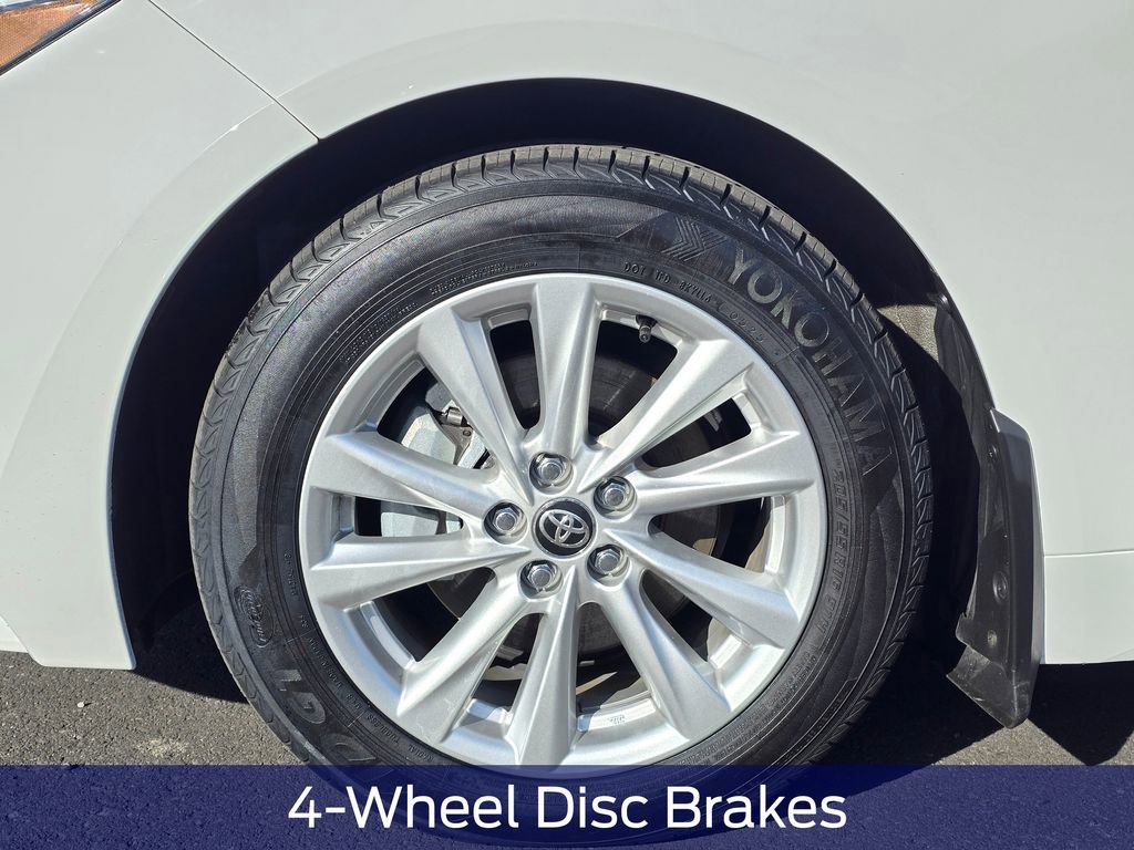Used 2024 Toyota Corolla XLE image 9
