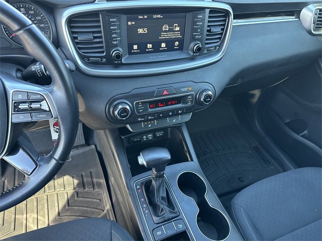 Used 2019 Kia Sorento LX w/ LX Convenience Package image 27