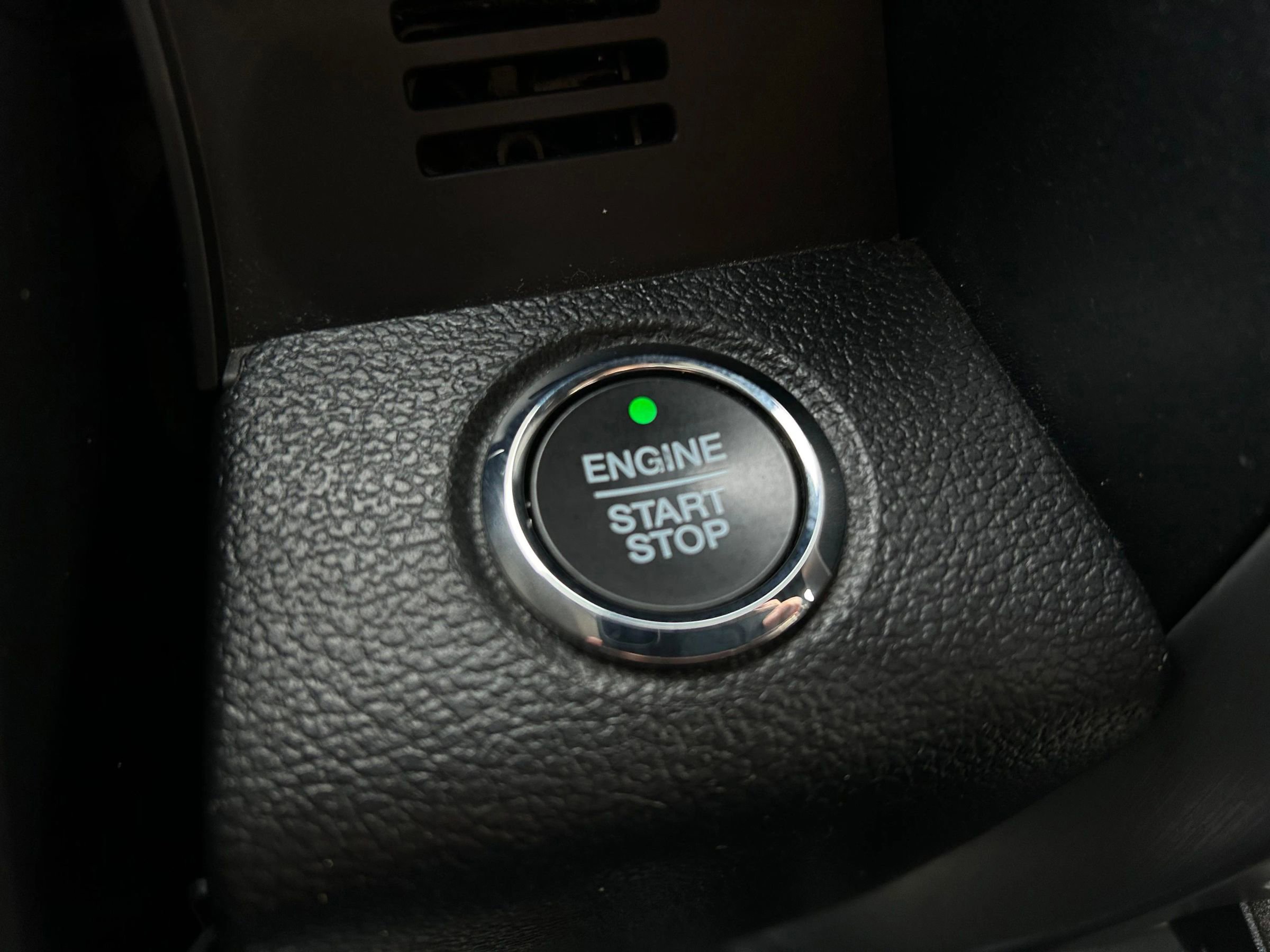 Used 2020 Ford F150 Platinum w/ Equipment Group 701A Luxury image 18