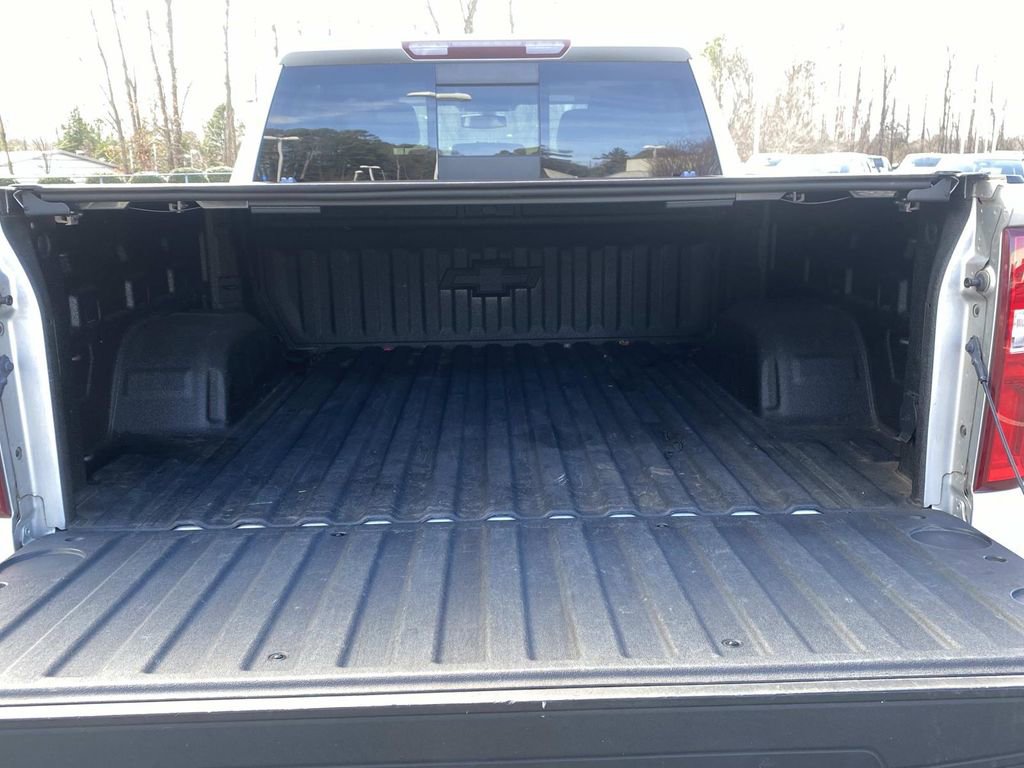 Used 2019 Chevrolet Silverado 1500 LTZ image 17