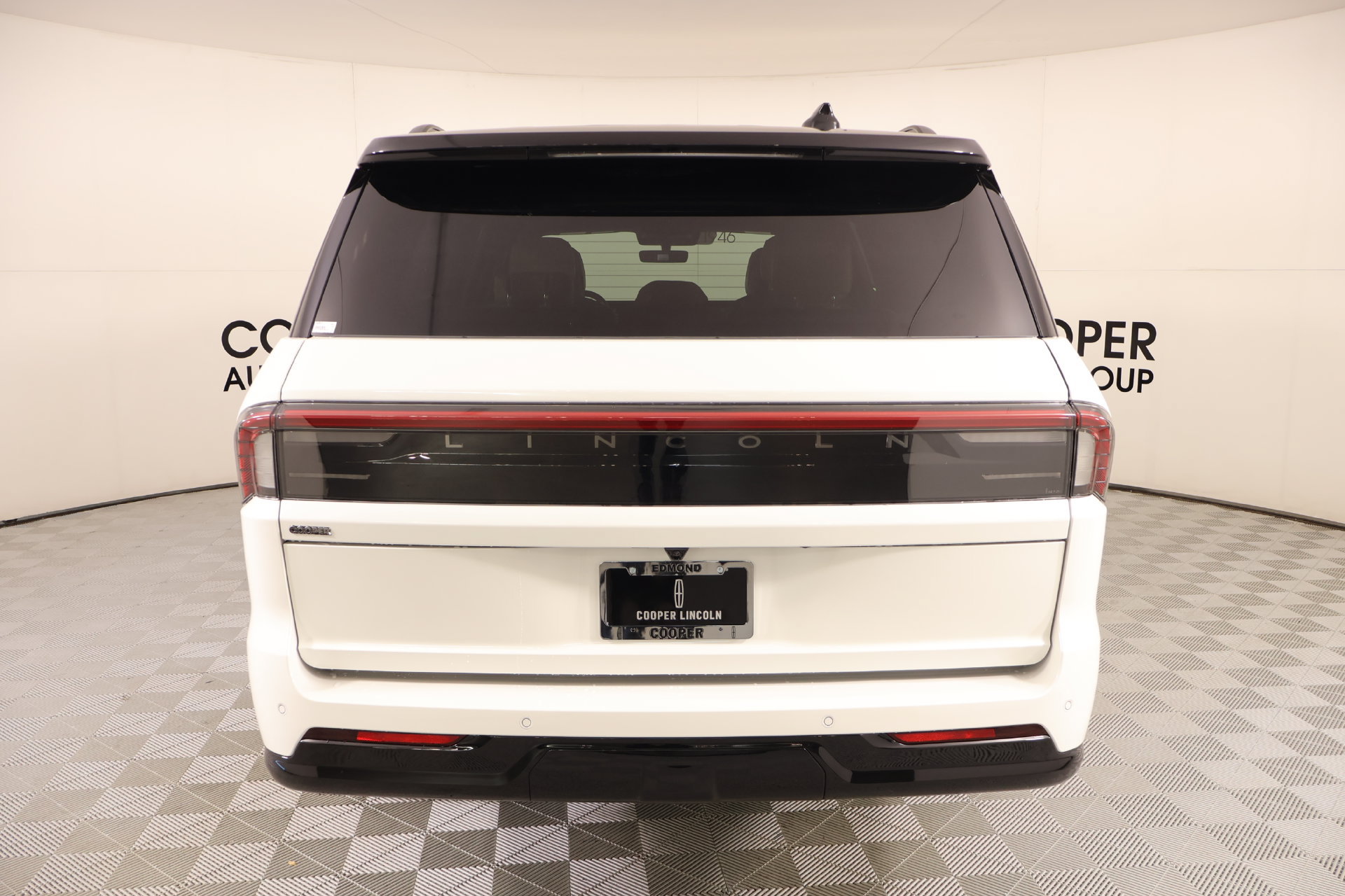 New 2027 Lincoln Navigator L Black Label AWD/4WD image 23