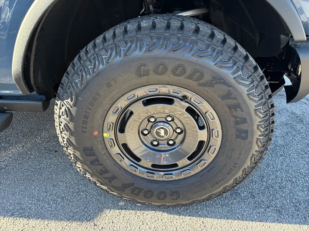New 2025 Ford Bronco Badlands image 11