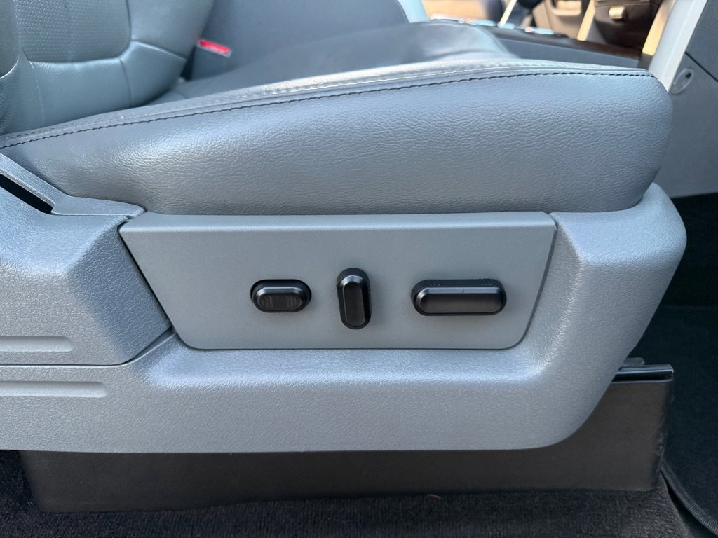 Used 2014 Ford F150 Lariat w/ Equipment Group 502A Luxury image 25