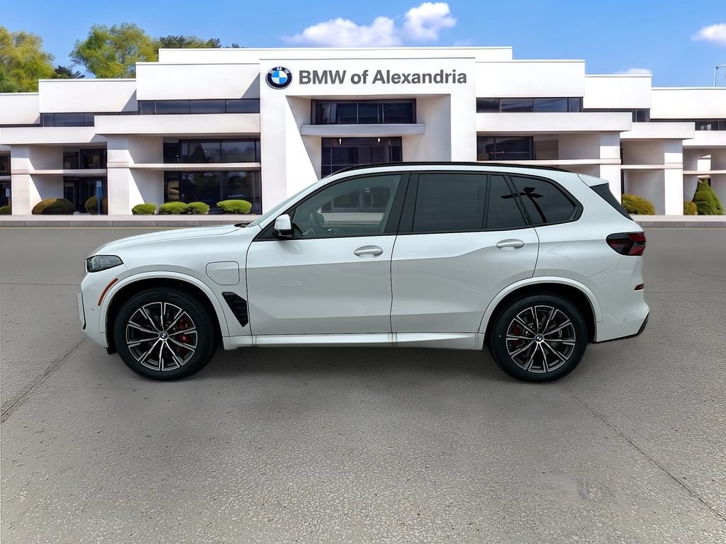 Used 2026 BMW X5 xDrive50e w/ Executive Package AWD/4WD image 4